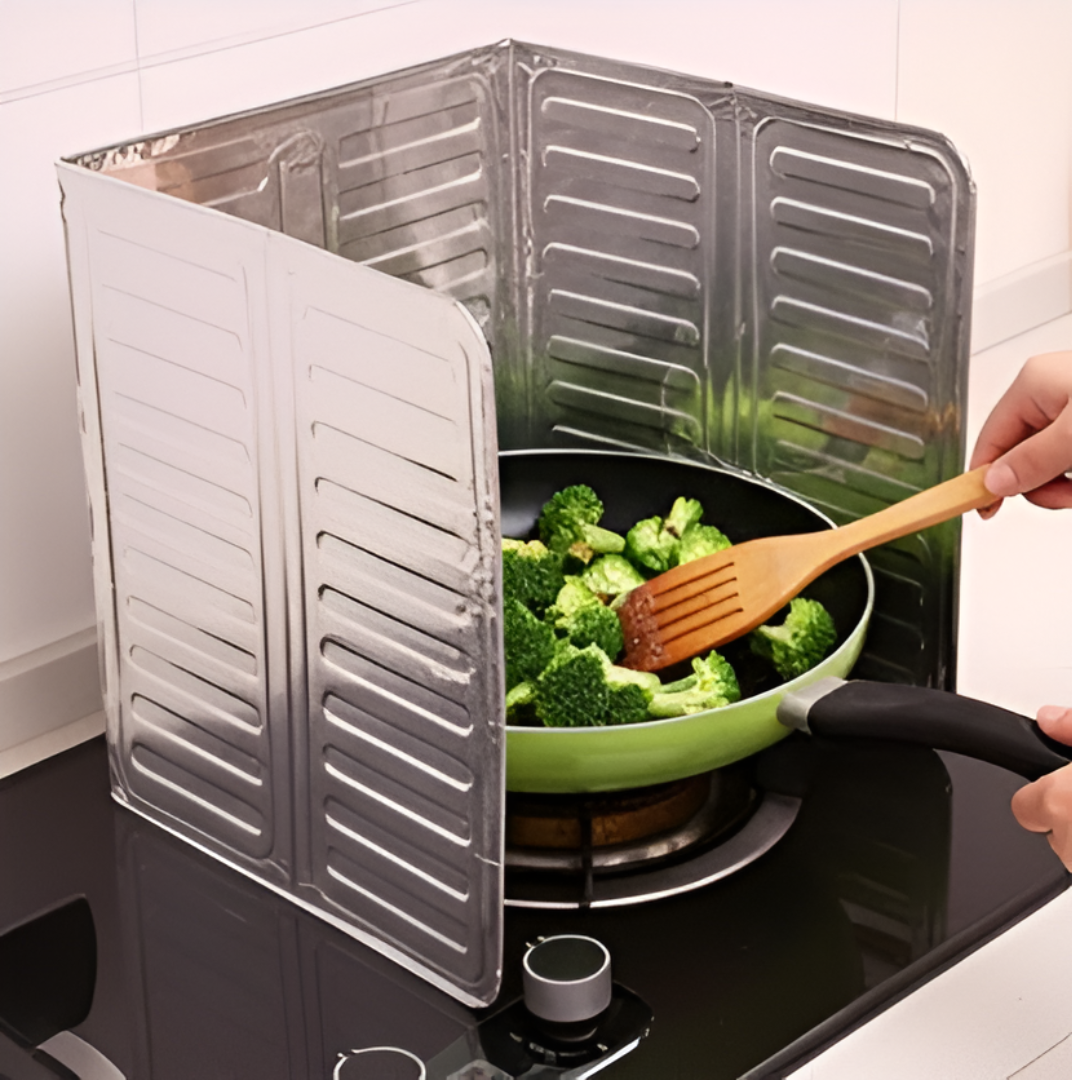 Foldable Kitchen Stove Splash Guard |